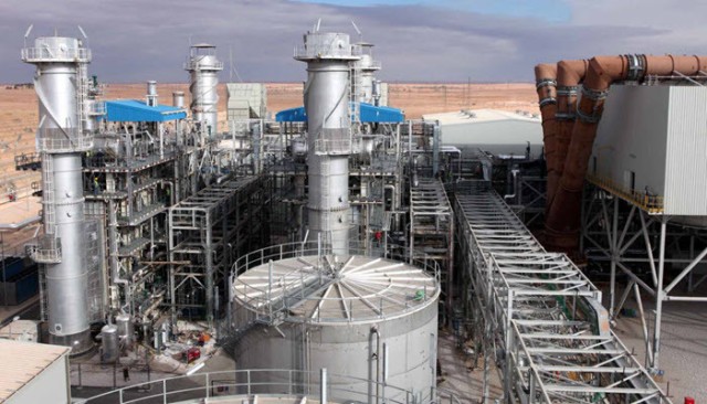 Oil continues to decline and US crude, the lowest level in 18 years