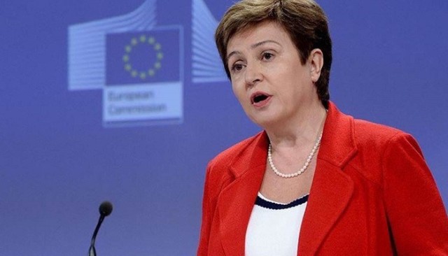 "صندوق النقد": الإمارات مثالاً يُحتذى به في كيفية معالجة التحديات وتحويل الأزمات إلى فرص