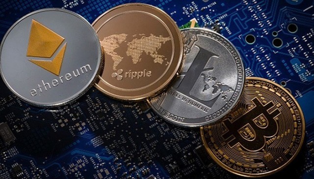 After absorbing the shock of "Amazon", digital currencies are returning to the upward path المسار