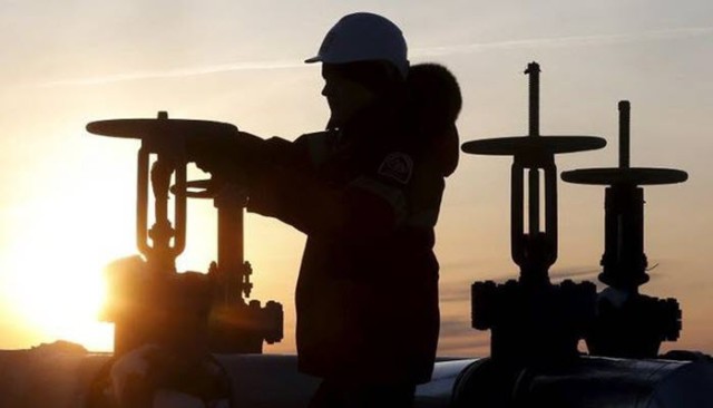 Inflation of supply and weak demand for crude is falling in oil prices
