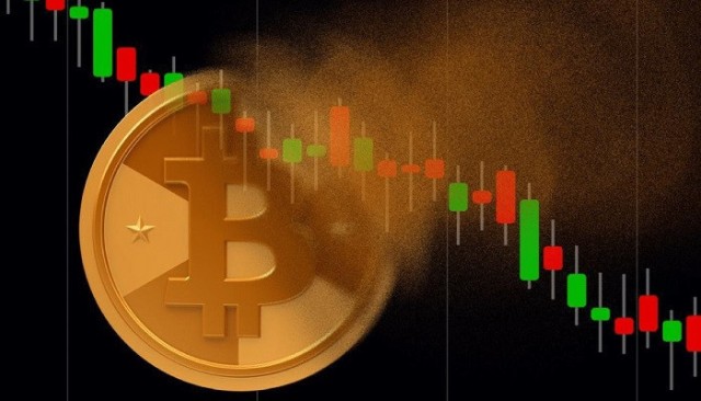 3 عوامل وراء انخفاض البيتكوين 6% في أقل من يومين