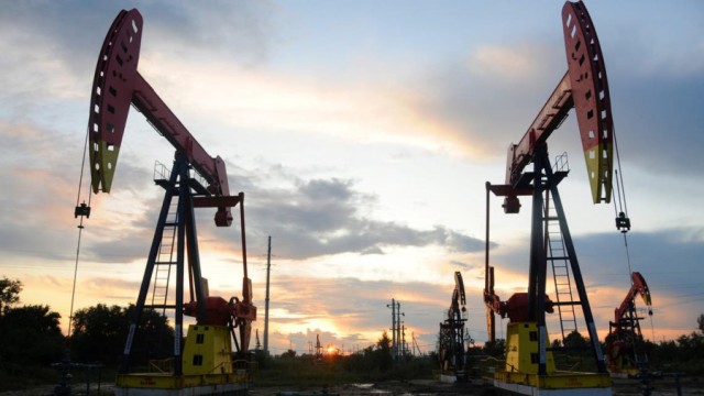 High oil prices .. and Brent exceeds $ 80