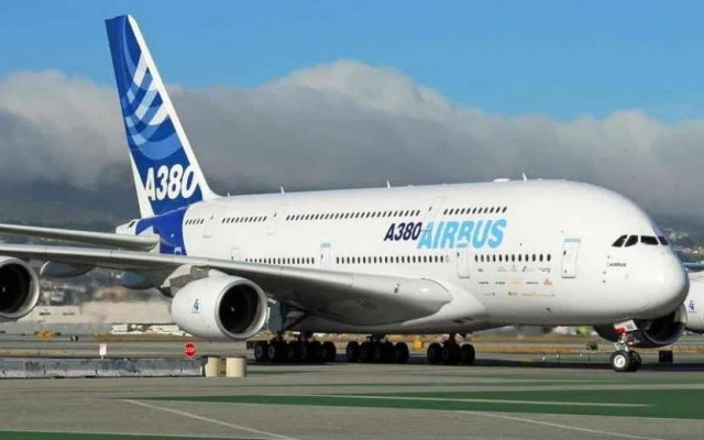 Airbus gets $ 15 billion in facilities and cancels distributions