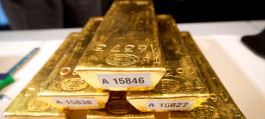 Gold shines on the first trading day of the new year