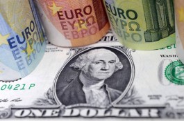 Euro gives up 4-month high ahead of ECB decisions