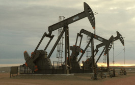 النفط يرتفع على وقع اتفاق تجاري محتمل