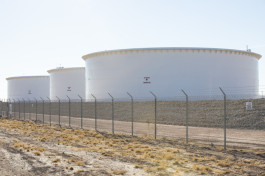 صعود النفط الخام الأميركي إلى 95 دولاراً للبرميل للمرة الأولى منذ أكثر من عام