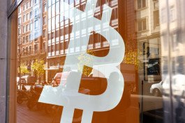 Asia stocks mixed and Bitcoin fluctuates due to fake post