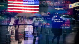 US stock index futures fall as interest rate hike fears mount