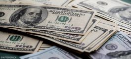 صعود الدولار مع ارتفاع ثقة المستهلك الأميركي وتراجع الين واليورو