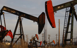 دبي تُسعر خام فبراير بخصم 0.45 دولار للبرميل عن العُماني