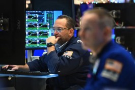 US stock futures fall as tech sector pulls back