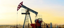 Oil prices rise as the likelihood of the Strait of Hormuz reopening is assessed.