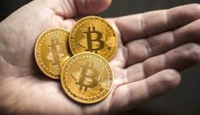 Within one hour Bitcoin jumps 15%