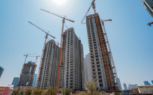 الدار العقارية تسلم الوحدات السكنية بمشاريع "السعديات"