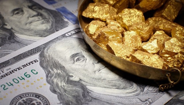 Gold continues its losses ... and the increasing demand for the dollar