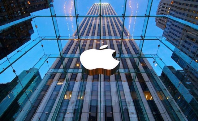 Apple's market value reaches $3 trillion