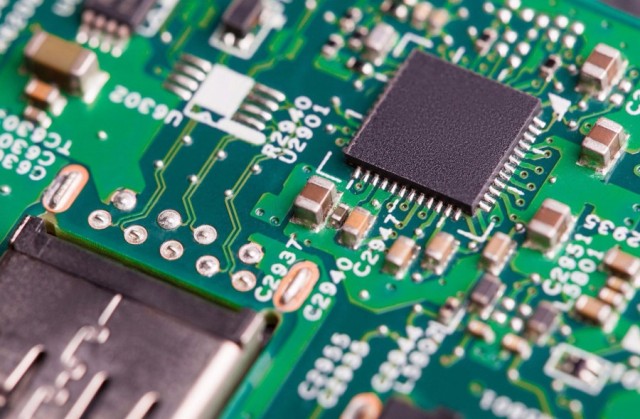 Electronic chip supply crisis ... causes and impacts