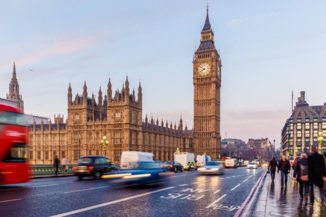 أكبر تراجع للاقتصاد البريطاني في 40 عاما