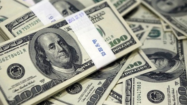 The dollar rose amid fears of a return to trade war