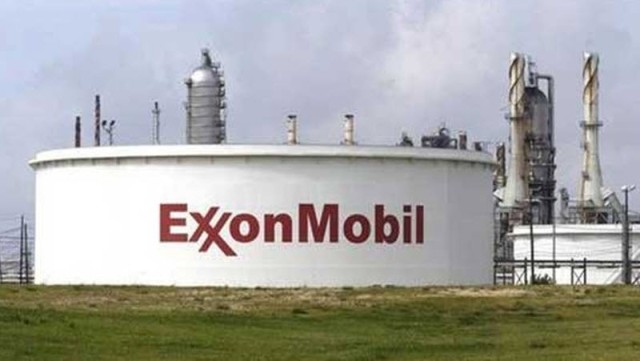 Exxon Mobil expects operating losses in the second quarter