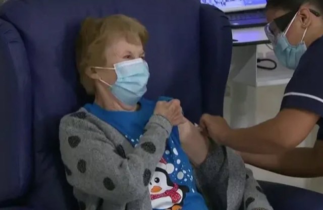 التلقيح ضد كورونا بدأ اليوم في بريطانيا