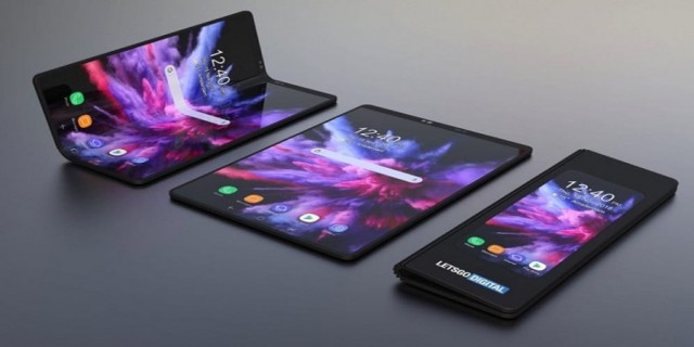 Samsung foldable phone UAE