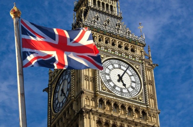 Britain intends to impose a new social isolation