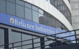 India's Reliance shares fall 4.2% after suspending stake sale to Aramco