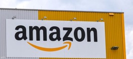 سهم "أمازون" يرتد صعوداً بعد موجة بيع حادة وخسائر بـ450 مليار دولار