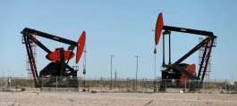 Oil prices stabilize as Trump-Xi summit gets underway amid stalemate in Iran trade war.