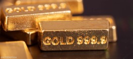 Gold continues its sharp decline for the tenth consecutive session.