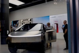 Tesla is the primary beneficiary of Canada's cancellation of tariffs on Chinese electric vehicles.