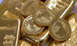 Gold hits new record high amid safe-haven demand