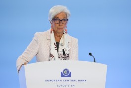 ECB holds interest rate steady, inflation likely to remain above target until next year