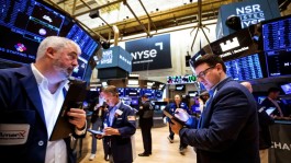 US stock futures fall as rate moves eyed