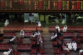 البورصات العربية تستقر في المنطقة الخضراء بمستهل جلسة الأحد