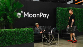 المشاهير يستثمرون في مشروع مدفوعات العملات المشفرة "مون باي"