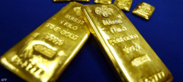 Gold declined despite the increasing bets of stopping the US interest rate hike