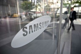 Samsung's semiconductor profits fall nearly 40% in Q3