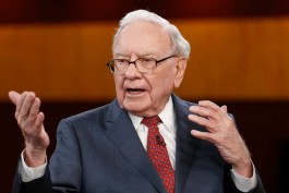 How much did Warren Buffett spend on stock investments in Q4 2023?